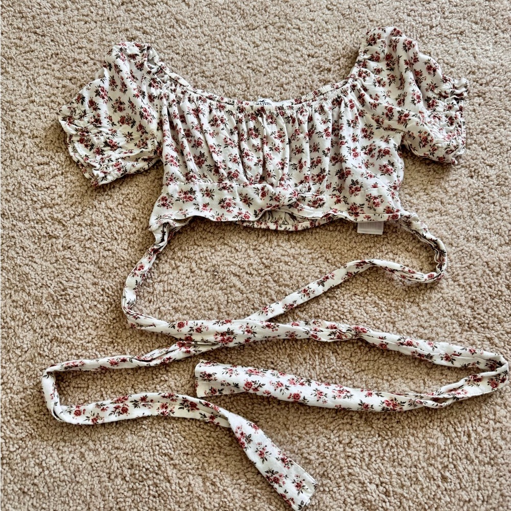 Hollister Red and White Floral Crop Top with Tie Straps